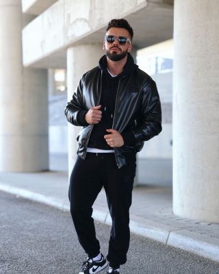 🖤 PÁNSKA BUNDA BG HYPNOSE 🖤 Štýl, ktorý pritiahne pohľady. BG HYPNOSE je pánska bunda, ktorá spája moderný dizajn, komfort...